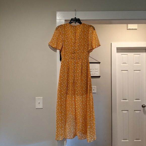 | lulu's after-bloom delight floral midi dress | - Picture 5 of 6